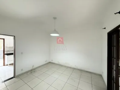 Casa com 2 Quartos para alugar, 120m² no Carangola, Petrópolis