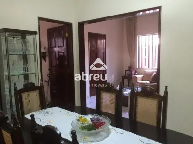 Casa com 3 Quartos à venda, 147m² no Petrópolis, Natal
