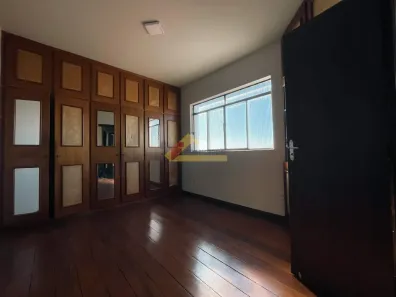 Apartamento com 3 Quartos para alugar, 90m² no São José, Divinópolis