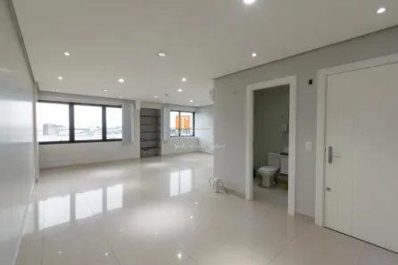 Sala Comercial à venda, 48m² no Sanvitto, Caxias do Sul