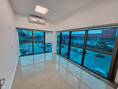 Sala Comercial para alugar, 160m² no Barra Olímpica, Rio de Janeiro