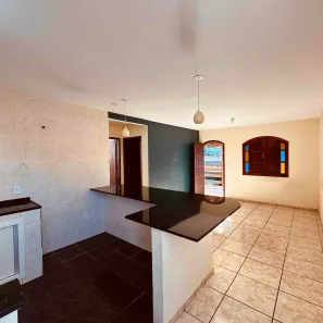 Casa com 2 Quartos para alugar, 75m² no Peró, Cabo Frio