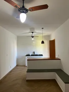 Casa de Condomínio com 2 Quartos para alugar, 70m² no Peró, Cabo Frio