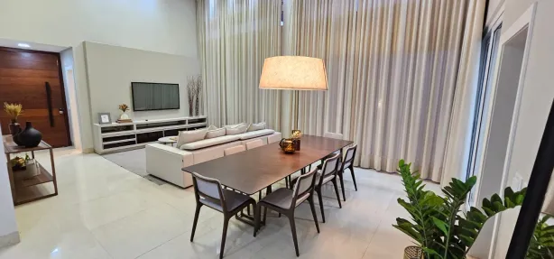Casa com 4 Quartos à venda, 250m² no Jardins Verona, Goiânia