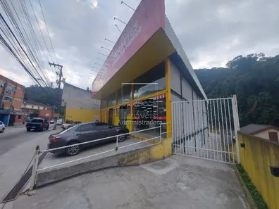 Galpão/Depósito/Armazém para alugar, 500m² no Quissama, Petrópolis