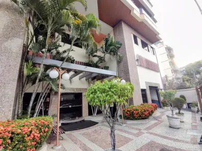 Apartamento com 3 Quartos para venda ou aluguel, 175m² no Caonze, Nova Iguaçu