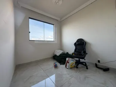 Casa com 5 Quartos para alugar, 200m² no Conjunto Habitacional Vale do Jatobá (Barreiro), Belo Horizonte