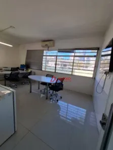 Casa com 3 Quartos para venda ou aluguel, 240m² no Serra, Belo Horizonte