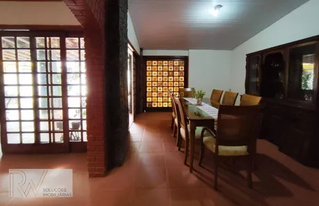 Casa com 4 Quartos para alugar, 489m² no Jardim Apipema, Salvador