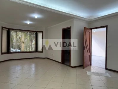 Casa de Condomínio com 3 Quartos para alugar, 167m² no Granja Olga III, Sorocaba