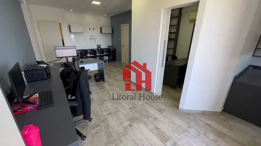 Sala Comercial à venda, 42m² no Centro, Santos