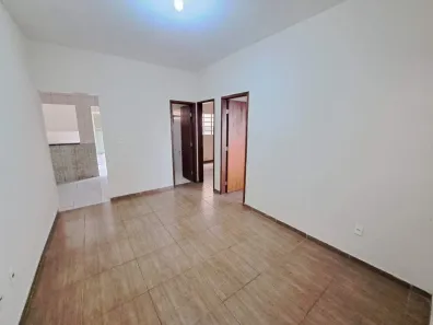 Apartamento com 2 Quartos para alugar, 70m² no Tirol (Barreiro), Belo Horizonte