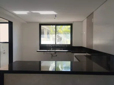 Apartamento com 3 Quartos para alugar, 105m² no Comiteco, Belo Horizonte