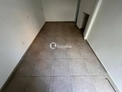 Ponto Comercial para alugar, 30m² no Tanque, Rio de Janeiro