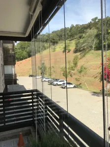 Apartamento com 2 Quartos para alugar, 74m² no Nogueira, Petrópolis