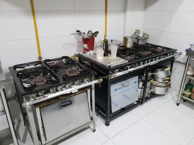 Ponto Comercial à venda, 80m² no Benfica, Rio de Janeiro