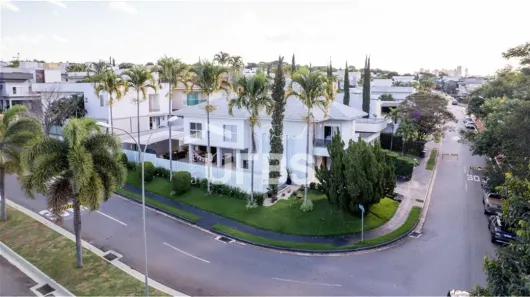 Casa de Condomínio com 4 Quartos à venda, 300m² no Jardins Valência, Goiânia