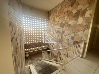 Casa com 3 Quartos para alugar, 427m² no Neópolis, Natal