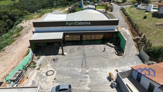 Galpão/Depósito/Armazém à venda, 700m² no , Mairinque