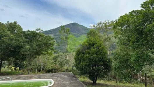 Fazenda/Sítio com 2 Quartos à venda, 80m² no Centro, Casimiro de Abreu