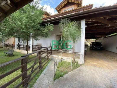 Fazenda/Sítio com 4 Quartos para venda ou aluguel, 780m² no Chácara dos Junqueiras, Carapicuíba