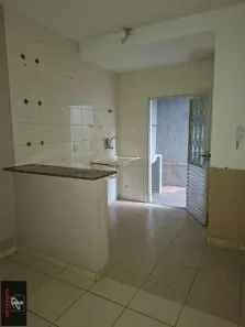Kitnet com 1 Quarto para alugar, 29m² no Vila Rosa, Goiânia