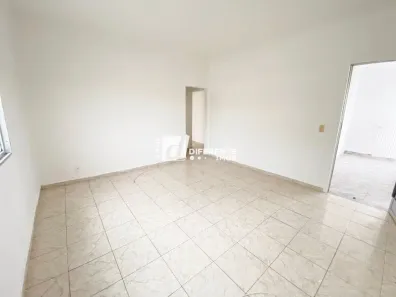 Casa com 3 Quartos para alugar, 100m² no Centro, Nova Iguaçu