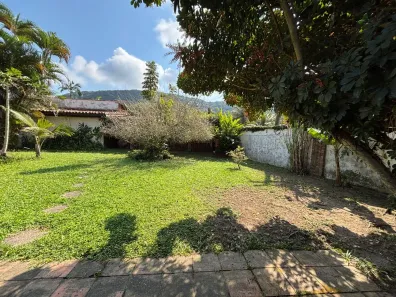 Casa de Condomínio com 4 Quartos à venda, 1455m² no Pitangueiras, Guarujá