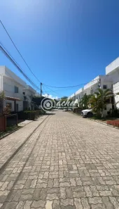 Casa de Condomínio com 4 Quartos para alugar, 136m² no Buraquinho, Lauro de Freitas