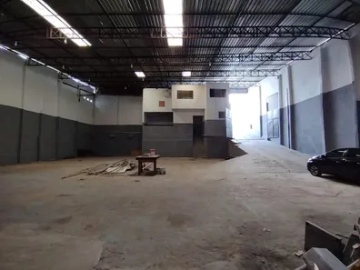 Galpão/Depósito/Armazém para alugar, 1000m² no Nova Cidade, Manaus