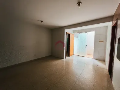 Sobrado com 4 Quartos à venda, 295m² no Areal, Brasília