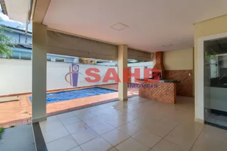 Casa de Condomínio com 3 Quartos para alugar, 240m² no Loteamento Portal do Sol II, Goiânia