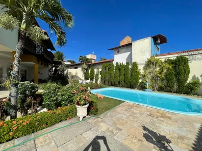 Sobrado com 3 Quartos à venda, 494m² no Candelária, Natal