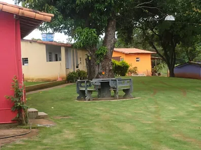 Fazenda/Sítio com 4 Quartos à venda, 290m² no , Caetanópolis