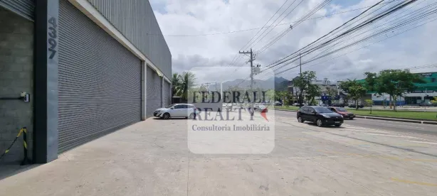 Galpão/Depósito/Armazém para alugar, 800m² no Taquara, Rio de Janeiro