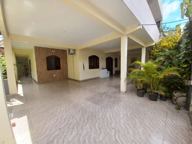 Casa com 3 Quartos à venda, 220m² no Gleba C, Camaçari