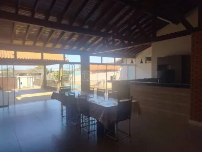 Casa com 2 Quartos à venda, 262m² no Centro, Araraquara