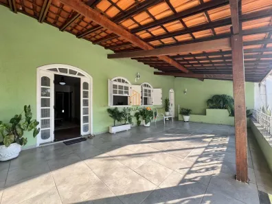 Casa com 4 Quartos à venda, 285m² no Caiçara-Adelaide, Belo Horizonte