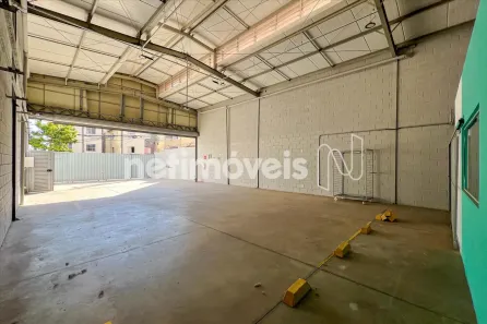 Galpão/Depósito/Armazém para alugar, 270m² no Monsenhor Messias, Belo Horizonte