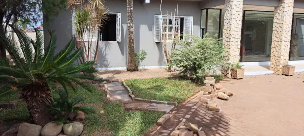 Casa com 3 Quartos para venda ou aluguel, 270m² no Centro, Eldorado do Sul