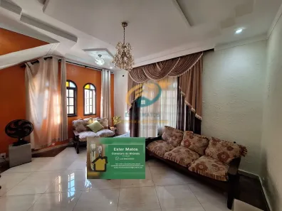 Sobrado com 3 Quartos à venda, 240m² no Vila Santa Rosa, Guarujá