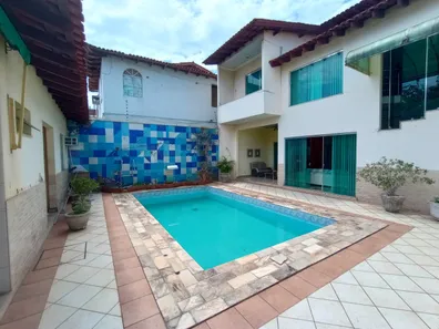 Casa com 4 Quartos à venda, 360m² no Compensa, Manaus