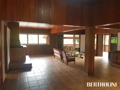 Casa de Condomínio com 3 Quartos para alugar, 200m² no Jardim Martineli, Itatiaia