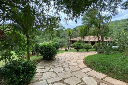 Fazenda/Sítio com 4 Quartos à venda, 1200m² no , Goianápolis