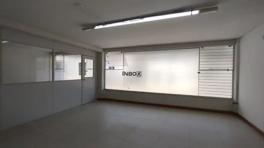 Sala Comercial para alugar, 79m² no Centro, Bento Gonçalves
