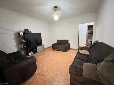 Sobrado com 4 Quartos à venda, 200m² no Santa Maria, Brasília