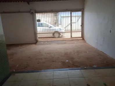 Sobrado com 4 Quartos à venda, 200m² no Ceilândia Sul, Brasília