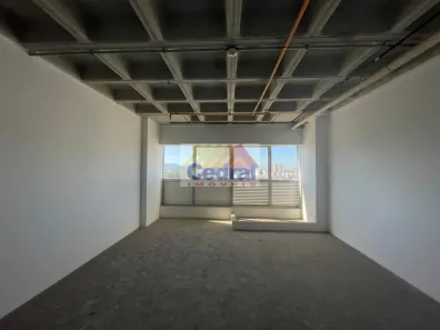 Sala Comercial à venda, 37m² no Vila Mogilar, Mogi das Cruzes