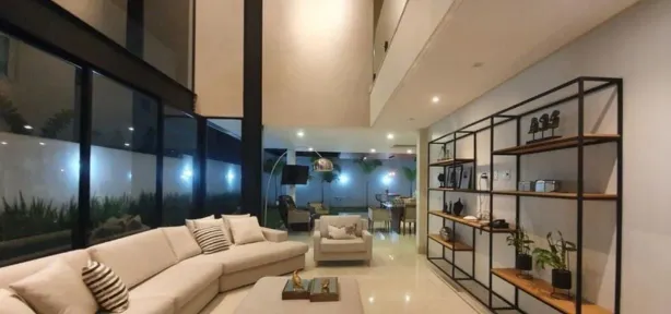 Casa de Condomínio com 4 Quartos para alugar, 320m² no Jardins Valência, Goiânia