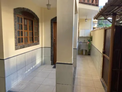 Casa de Condomínio com 3 Quartos para alugar, 150m² no Vila Valqueire, Rio de Janeiro
